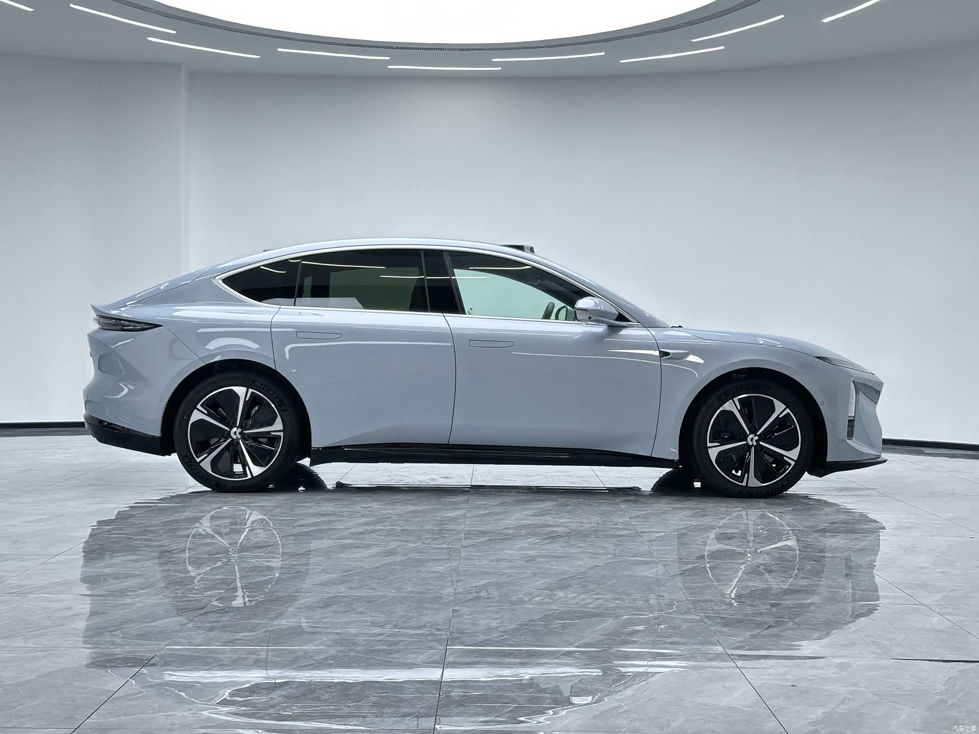 NIO ET5, 2025 8