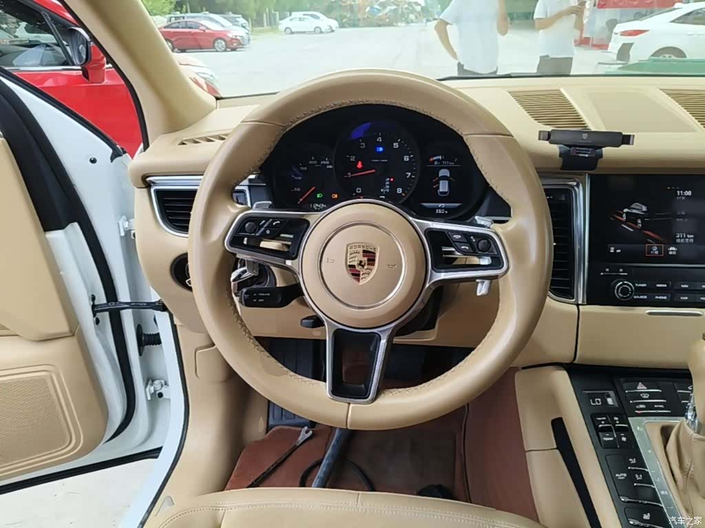 Porsche Macan, 2016 11