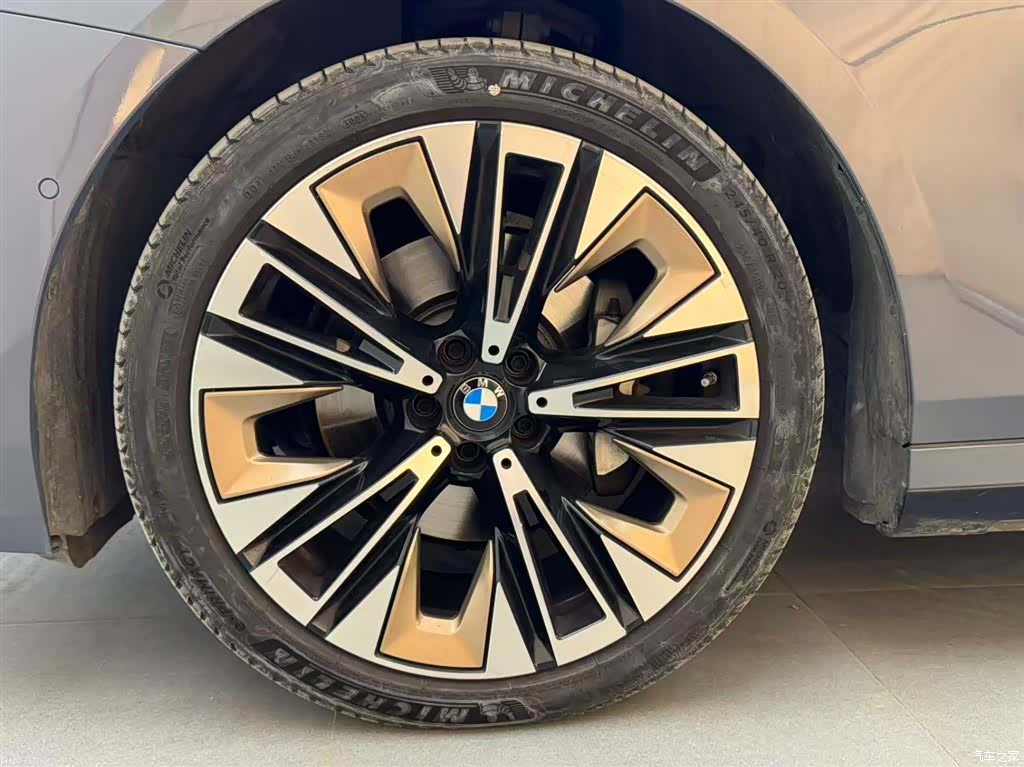 BMW 5 Series, 2024 18