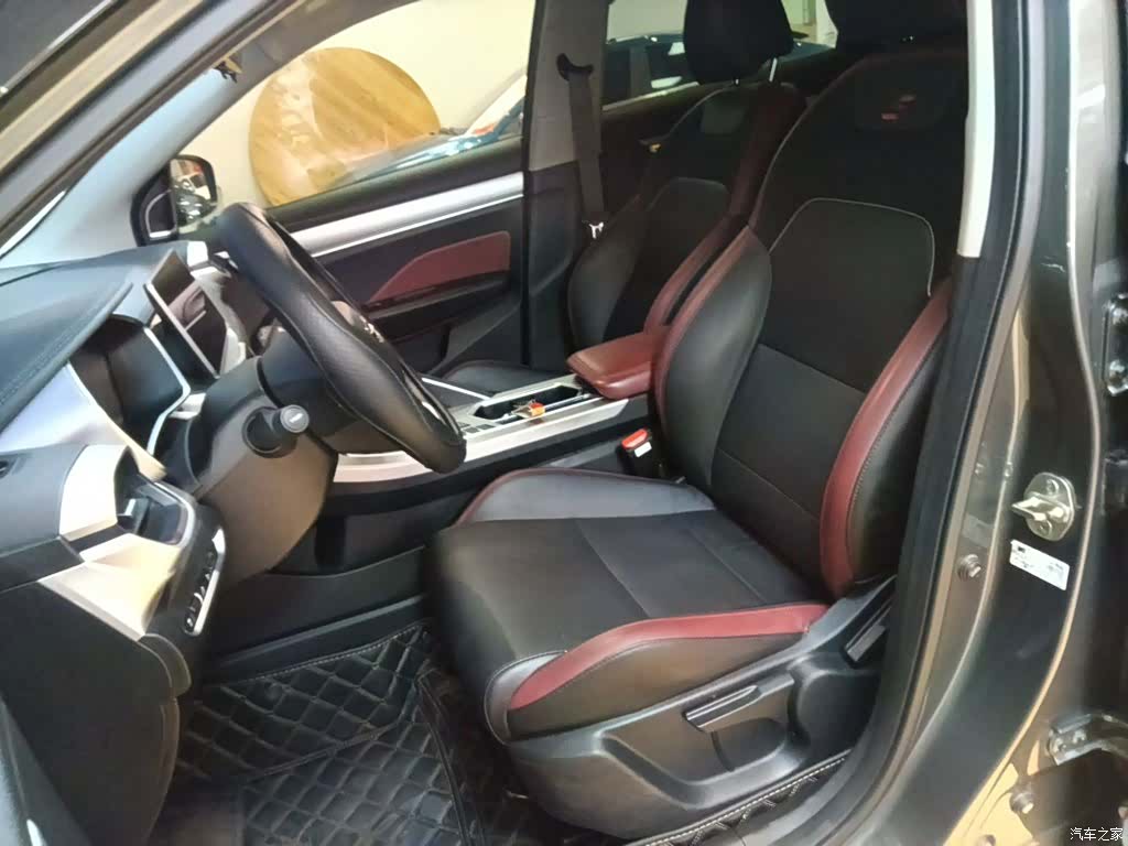Geely Coolray, 2023 8