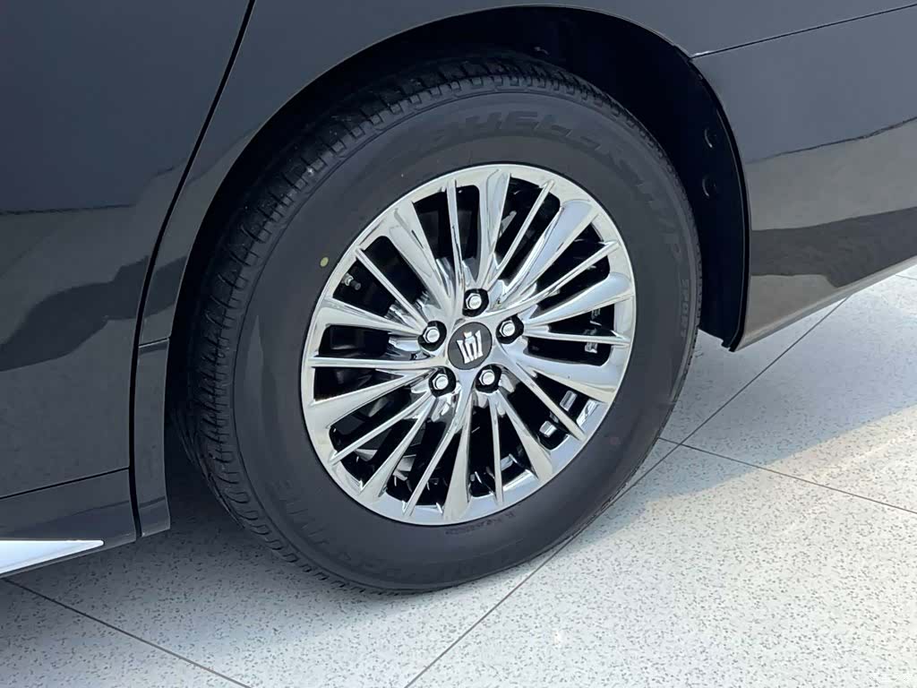 Toyota Vellfire, 2023 29