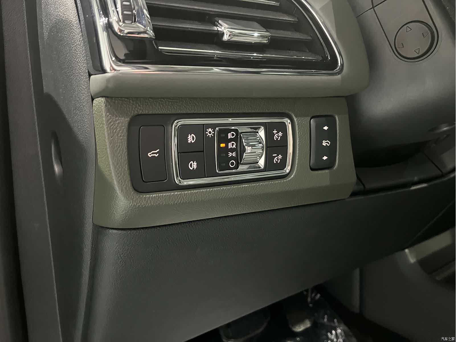 Lincoln Navigator, 2026 9