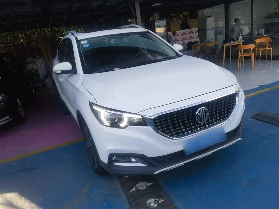 MG ZS