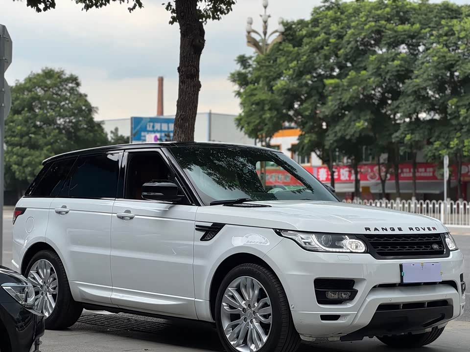 Land Rover Range Rover Sport Land Rover Range Rover Sport