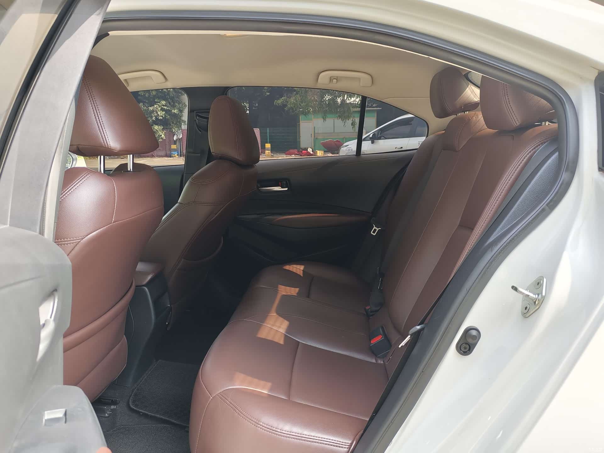 Toyota Corolla, 2022 все фото