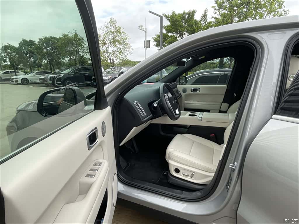 Li Auto L6, 2024 6