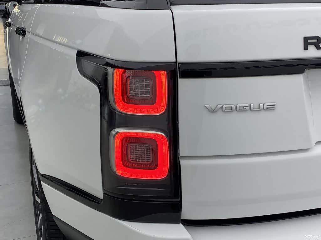 Land Rover Range Rover, 2020 32