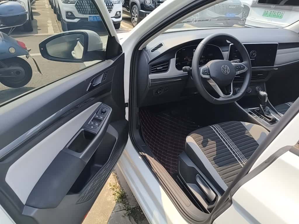 Volkswagen Bora, 2023 16