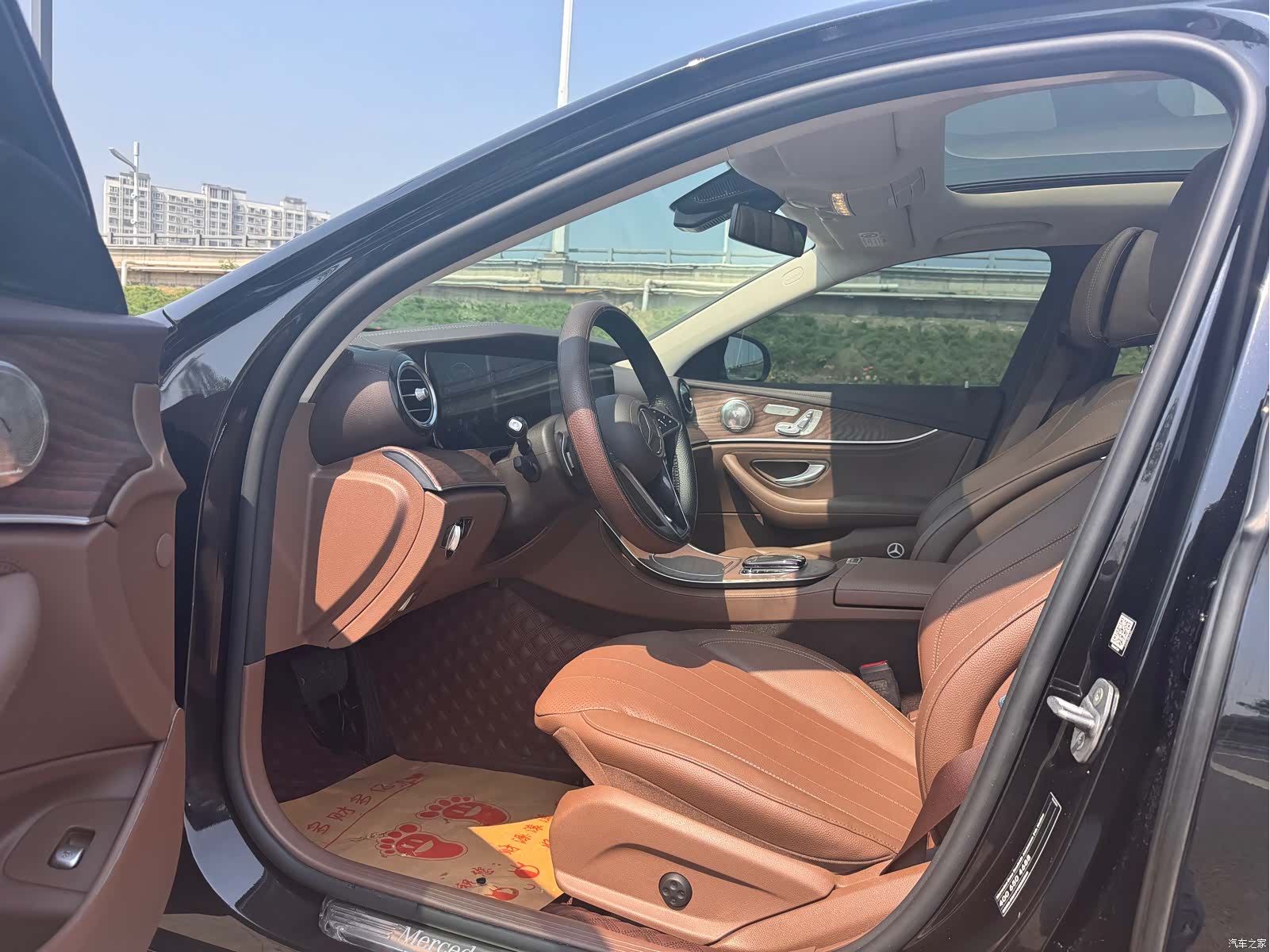 Mercedes-Benz E-Class, 2023 8