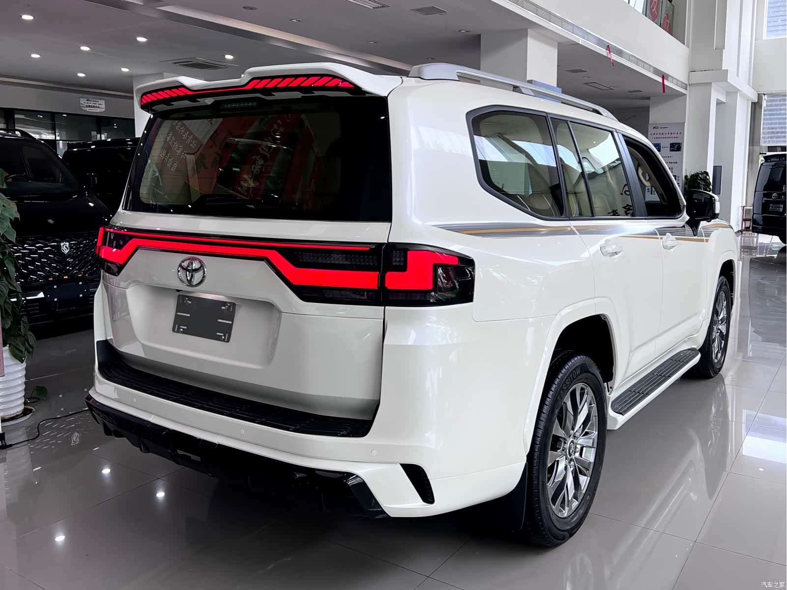 Toyota Land Cruiser, 1900 16
