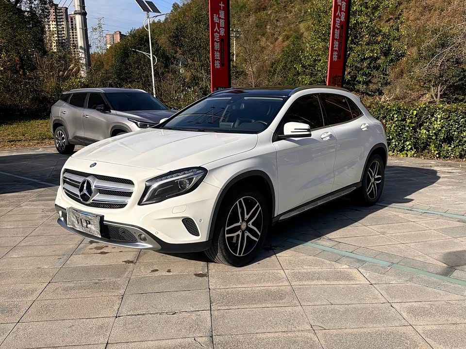 Mercedes-Benz GLA