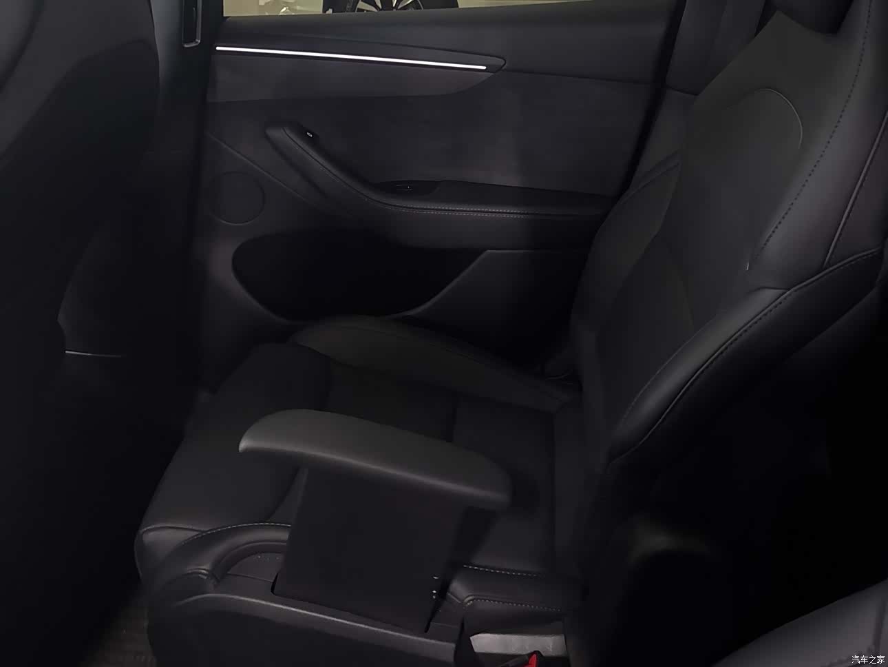 Tesla Model Y, 2025 15