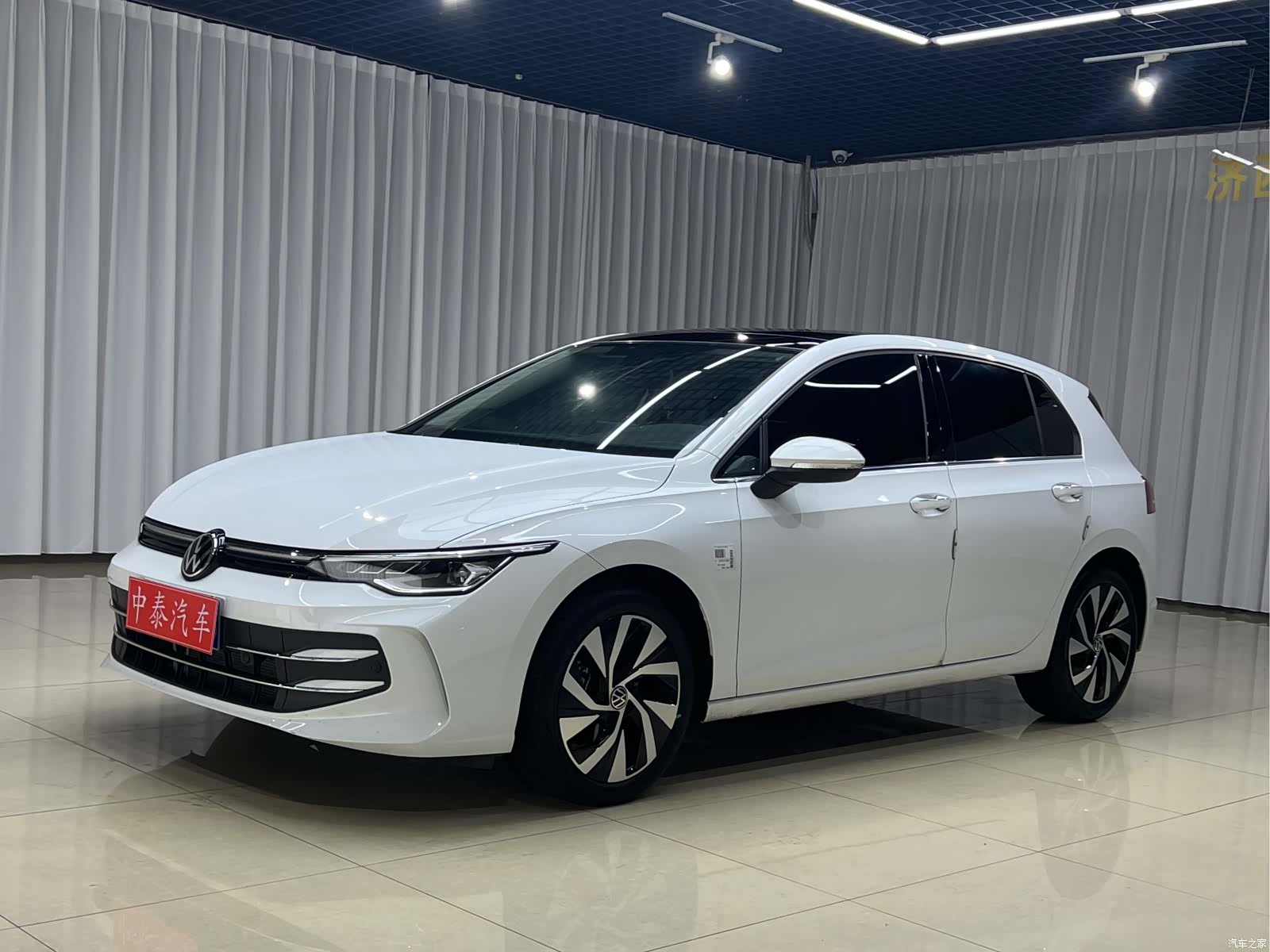 Volkswagen Golf, 2025 1