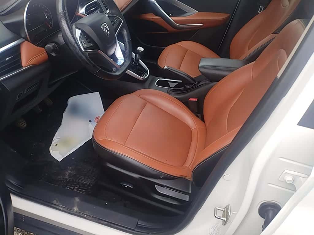 Wuling 510, 2017 15