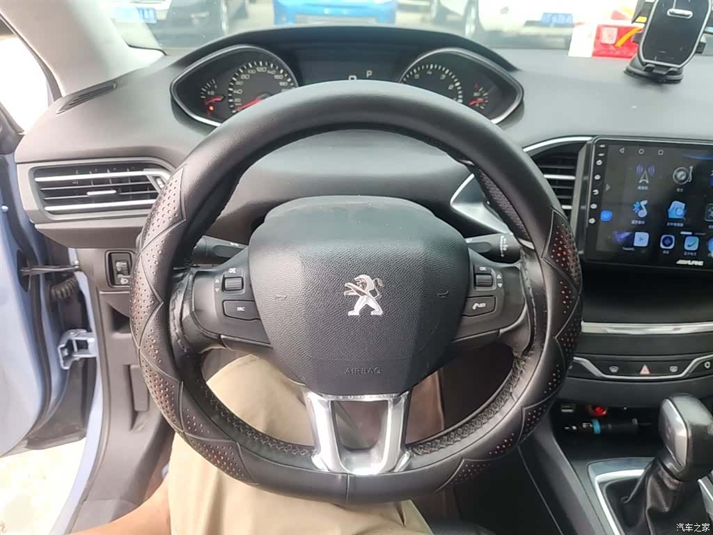 Peugeot 308, 2016 11