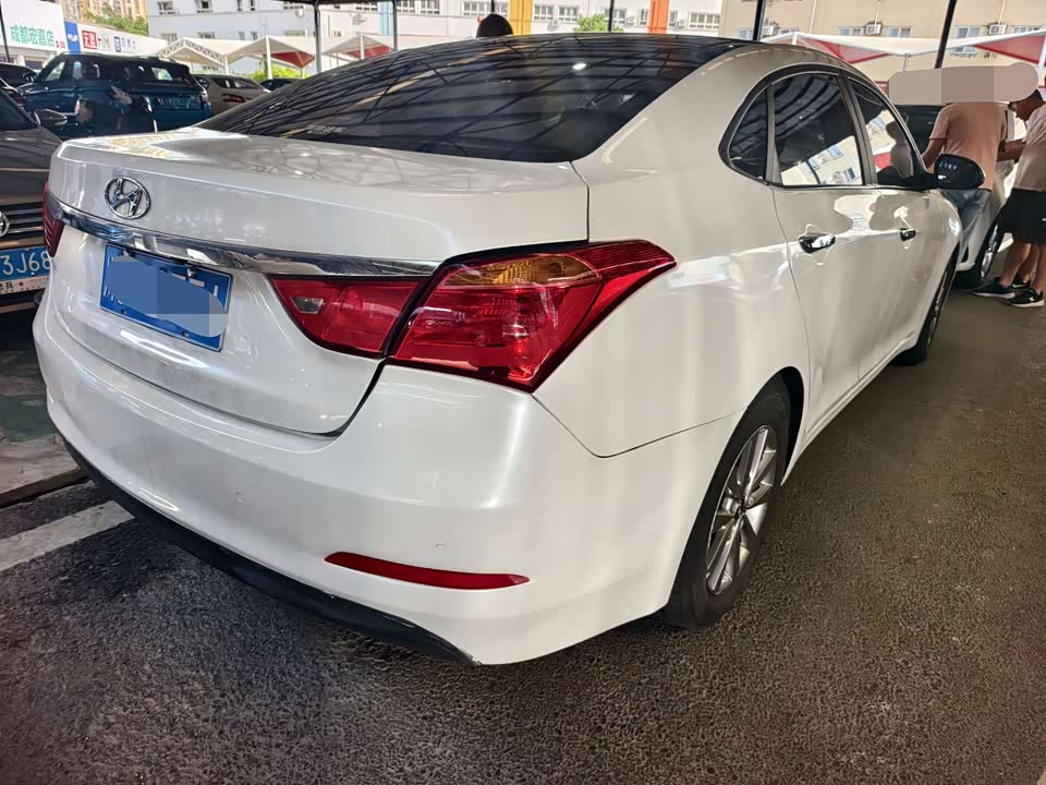Hyundai Name picture
