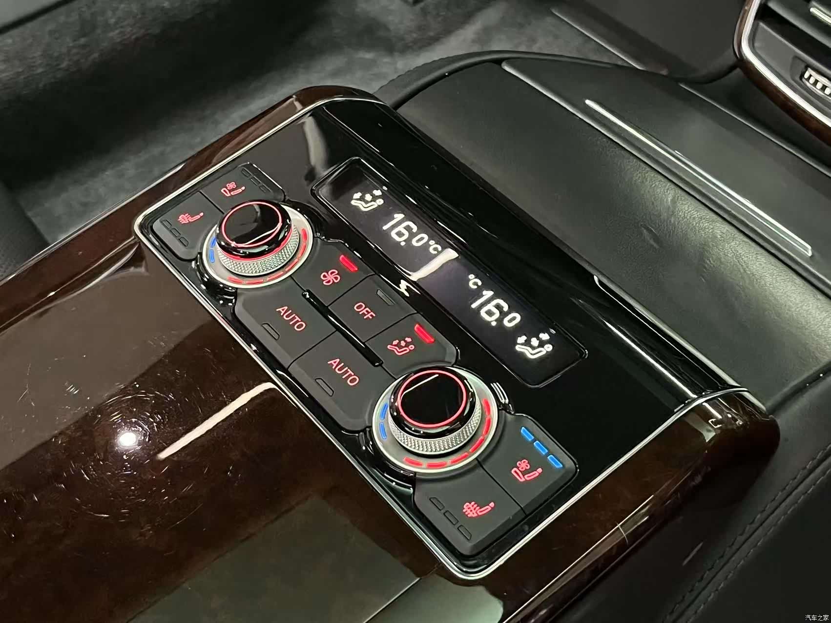Audi A8L, 2012 27