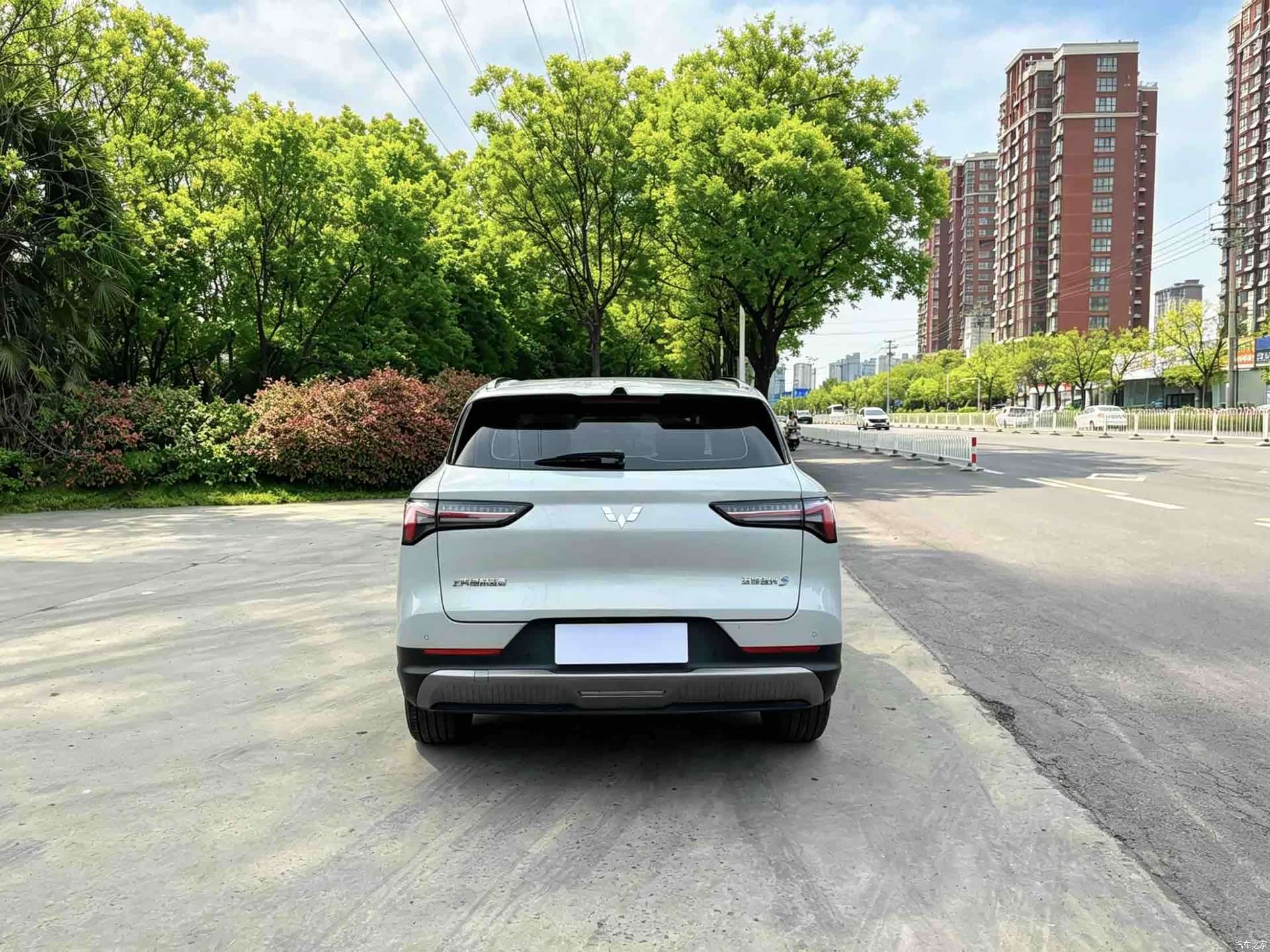 Wuling Starlight, 2024 9
