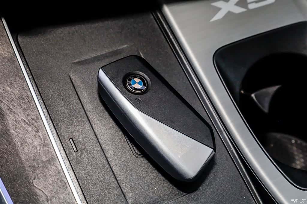BMW X5, 2025 18