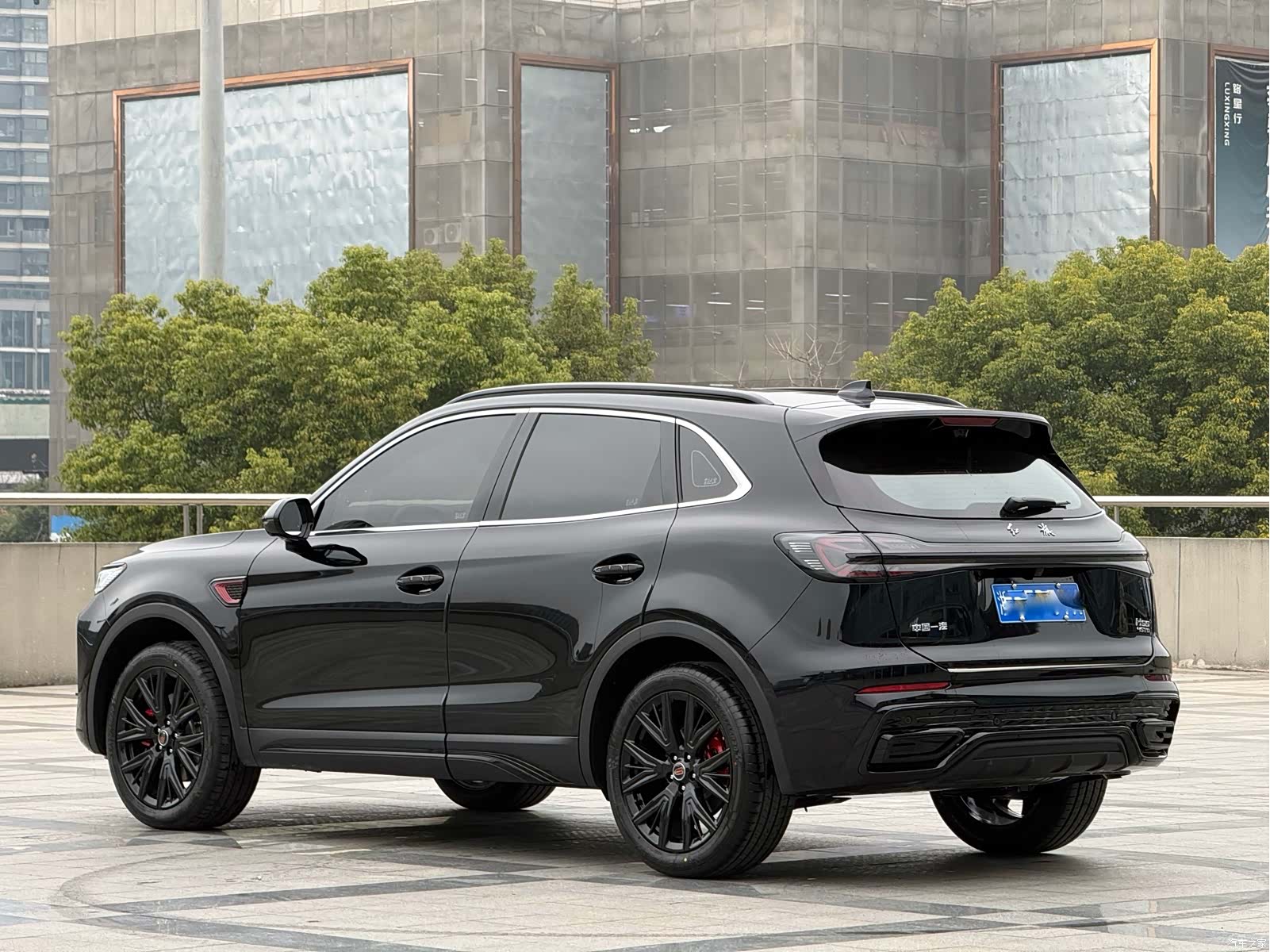 Hongqi HS5, 2025 9