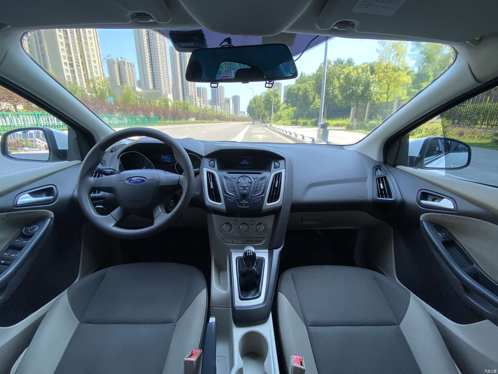 Ford Focus, 2013 17
