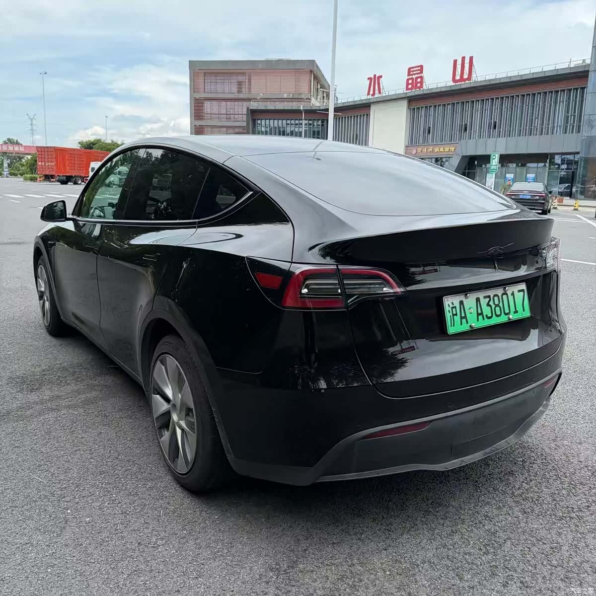 Tesla Model Y, 2021 7