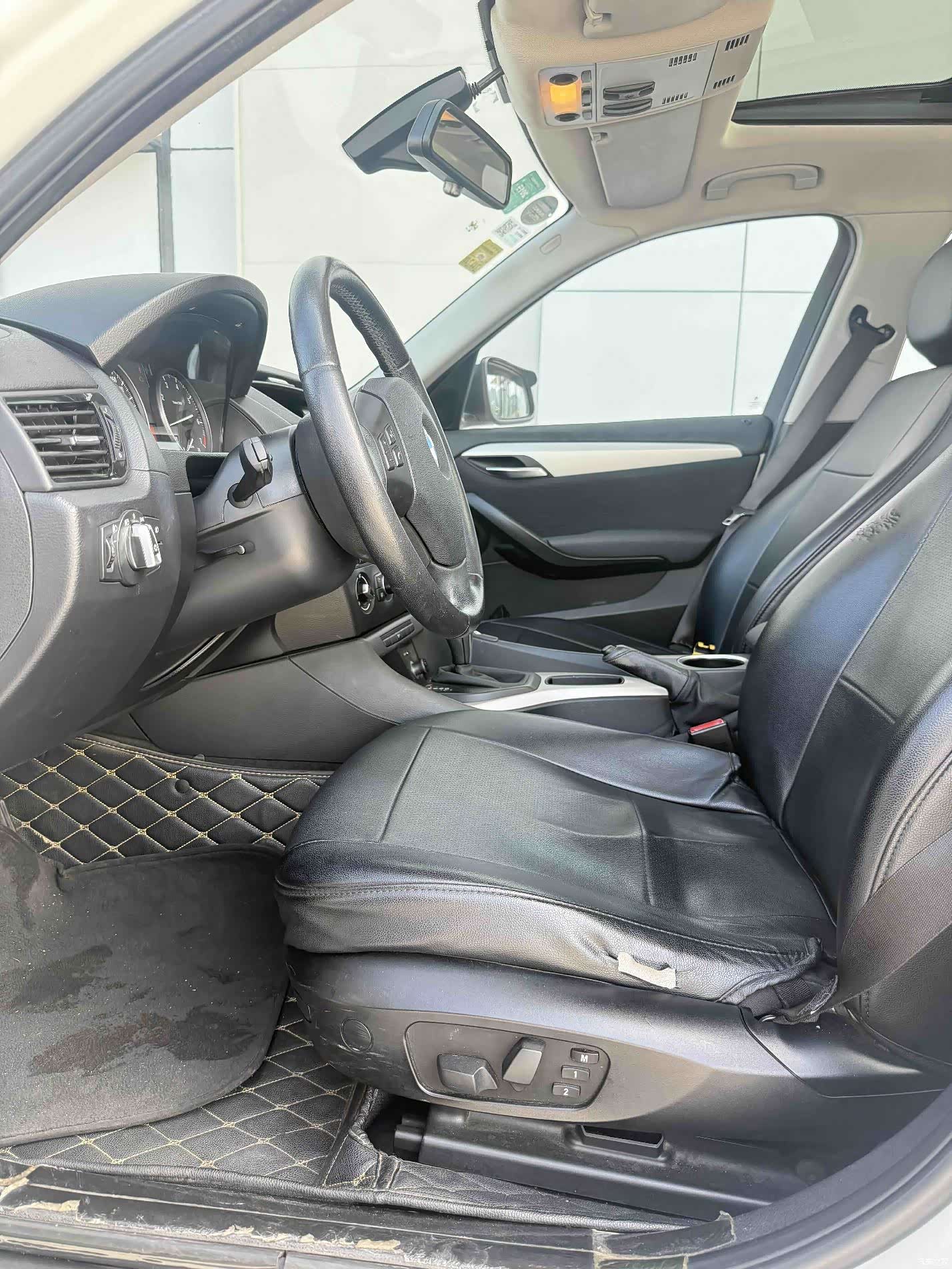 BMW X1, 2013 все фото