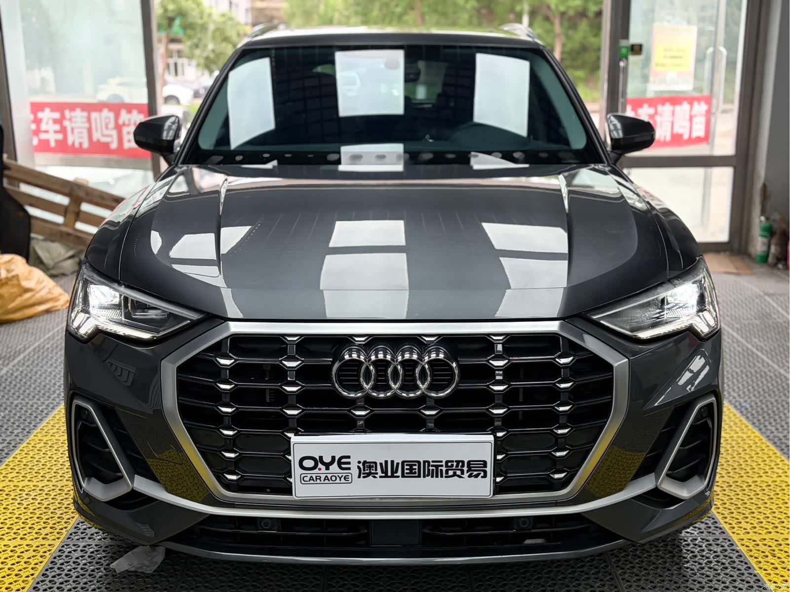 Audi Q3, 2022 2