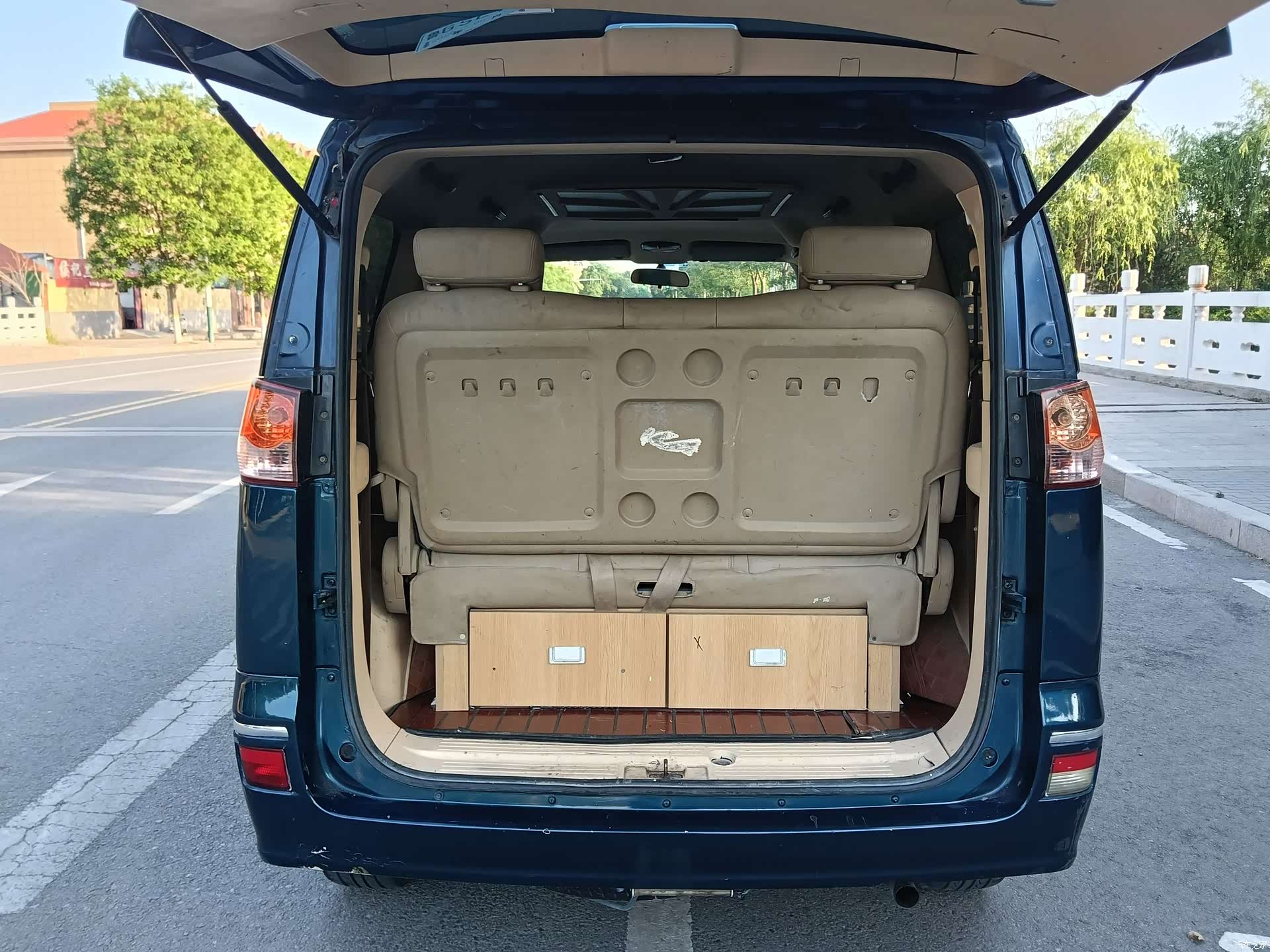 Nissan 7, 2011 16