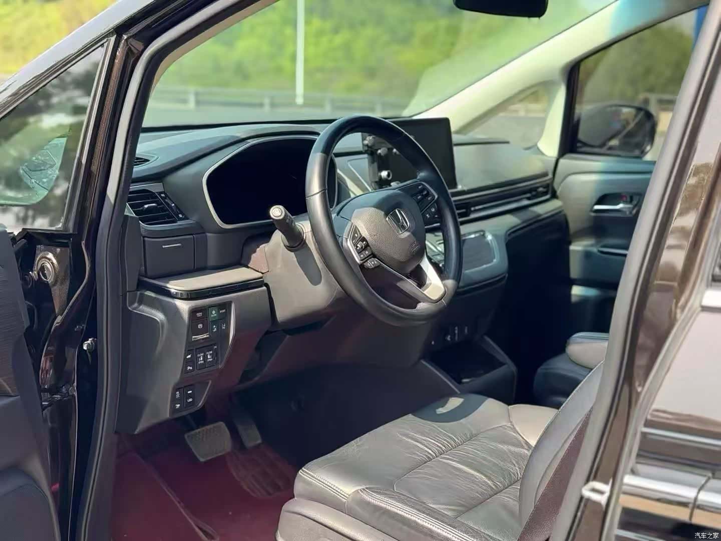 Honda Elysion, 2022 все фото