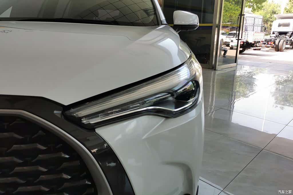 Toyota Corolla, 2022 все фото