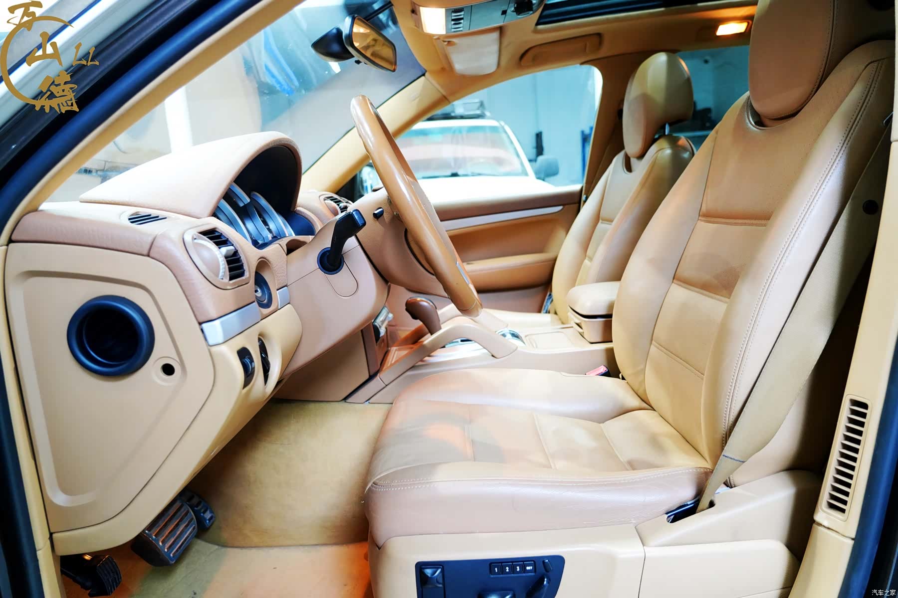 Porsche Cayenne, 2010 9