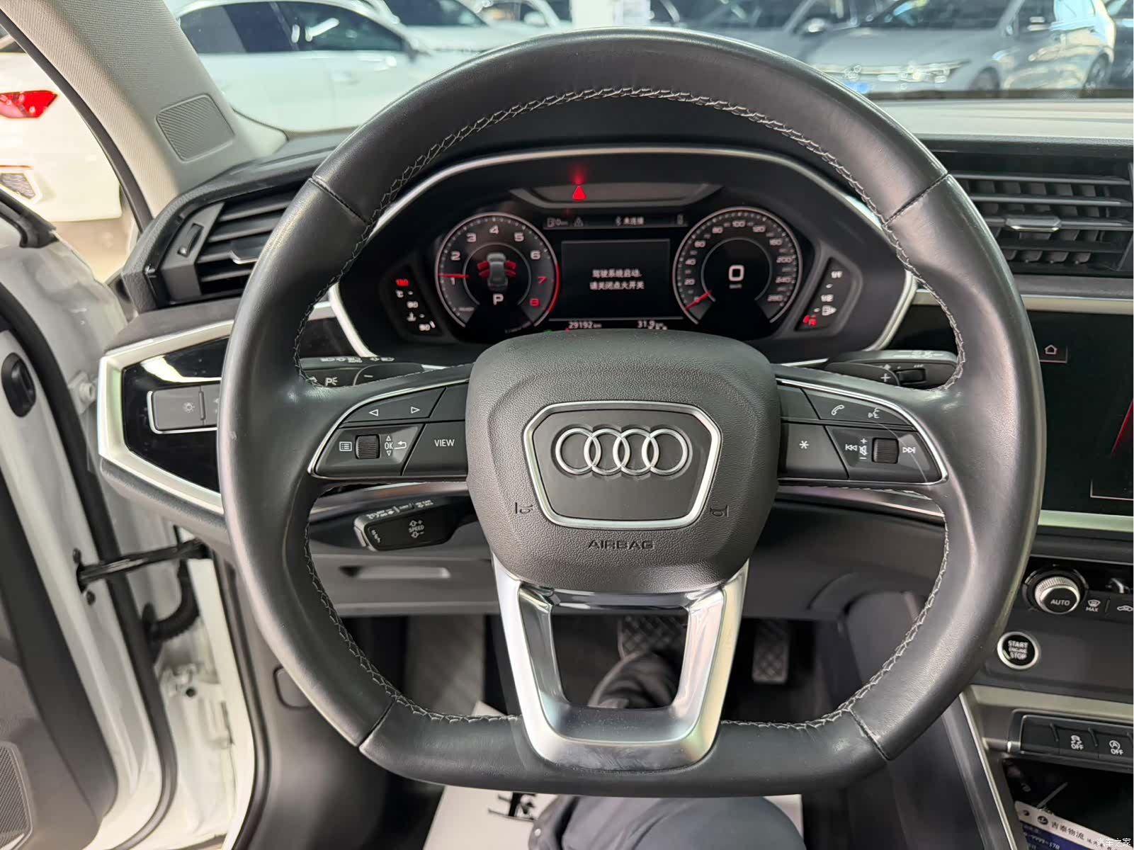 Audi Q3, 2023 11