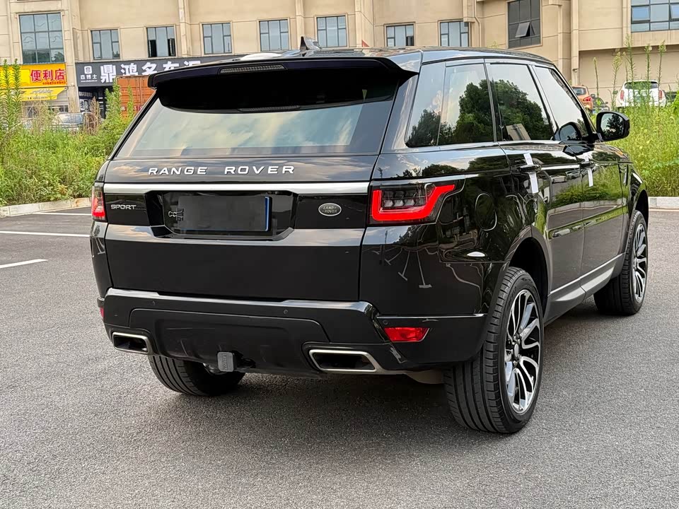 Land Rover Range Rover Sport Land Rover Range Rover Sport