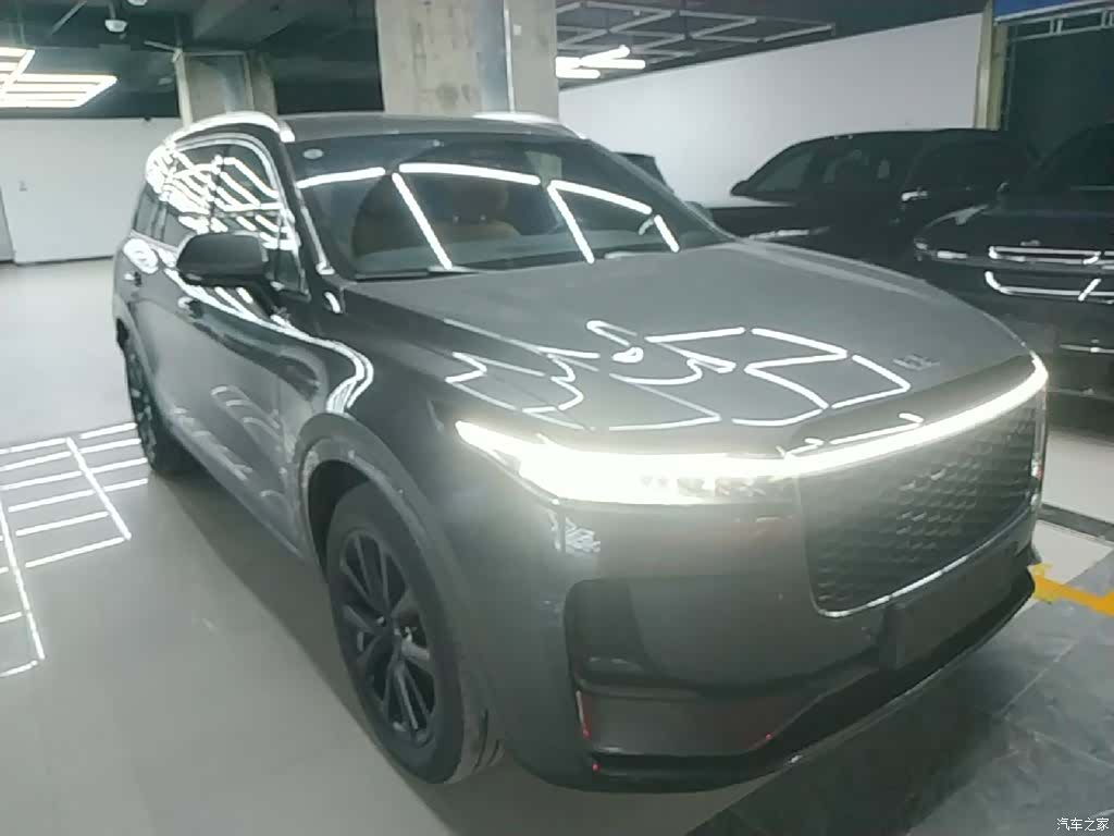 Li Auto ONE, 2022 4