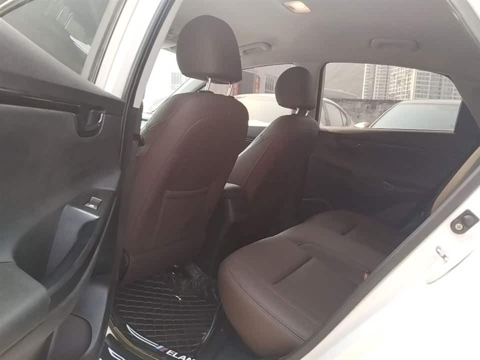 Hyundai Yuedong