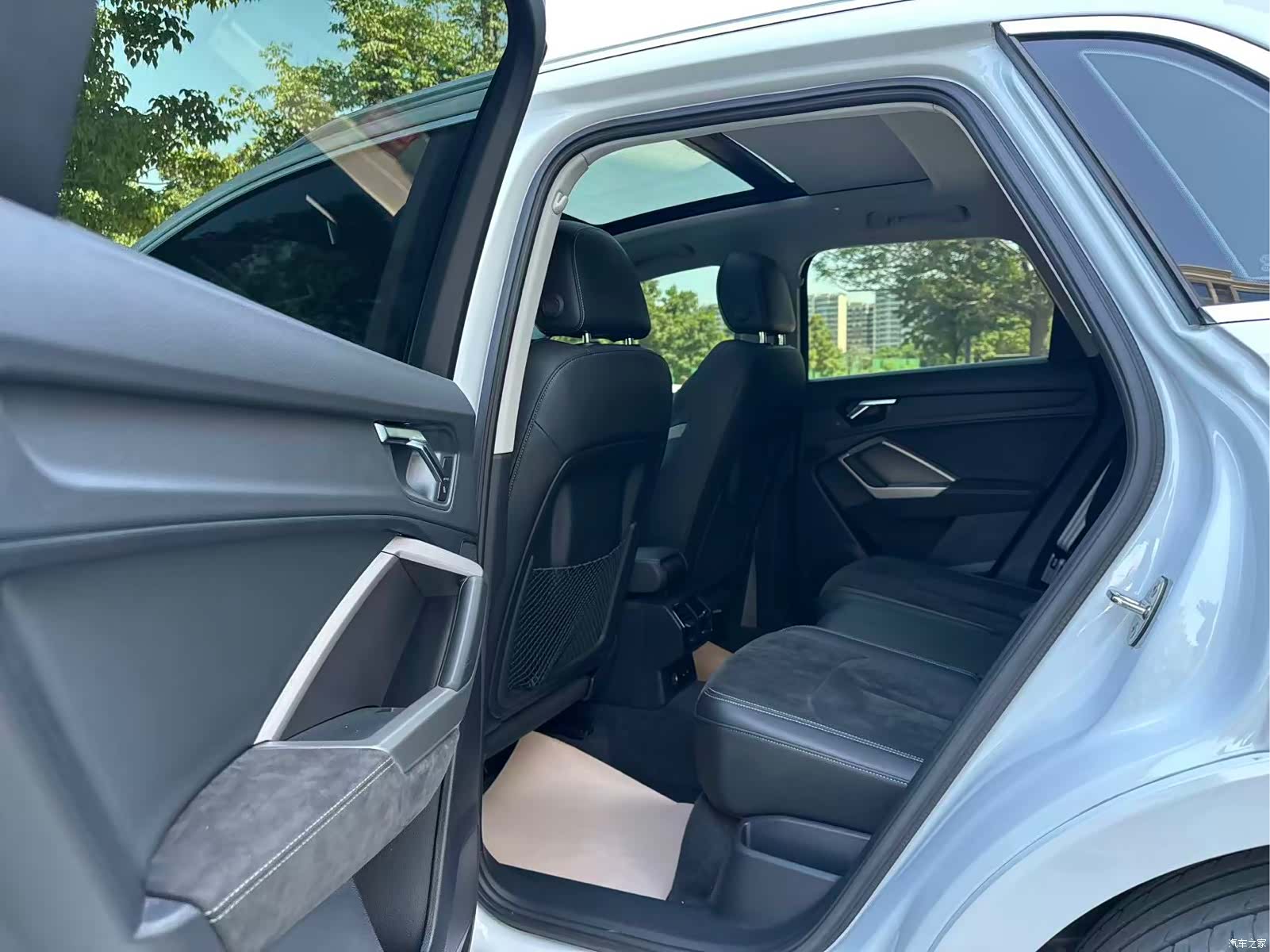 Audi Q3, 2021 7