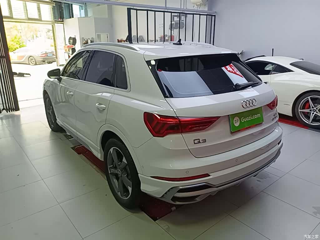 Audi Q3, 2023 все фото