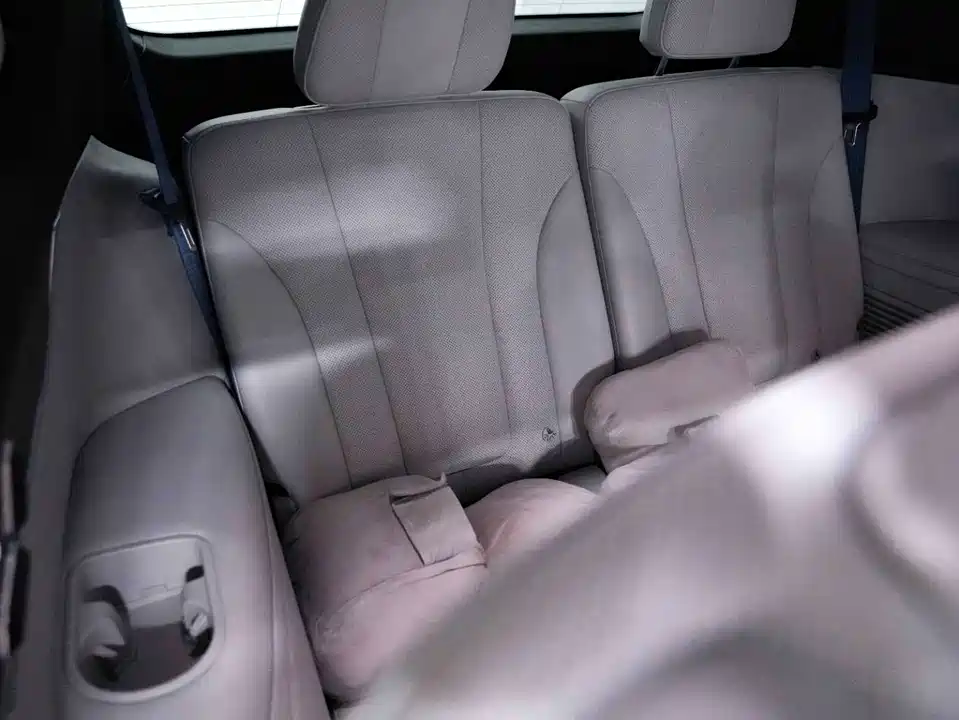 AITO Ask the world M9