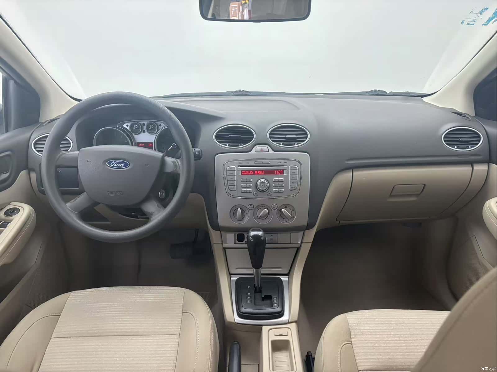 Ford Focus, 2014 7