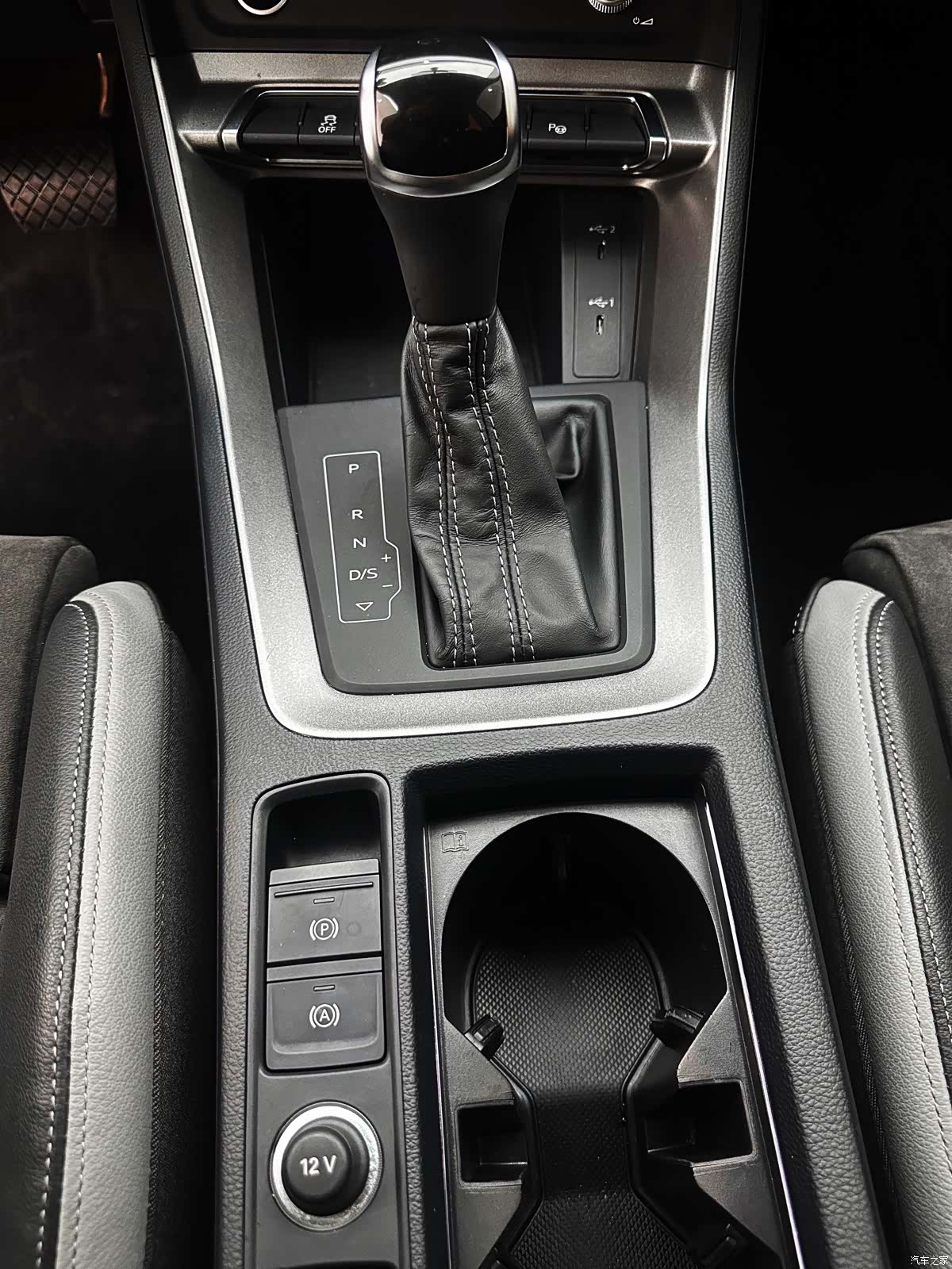 Audi Q3, 2022 15
