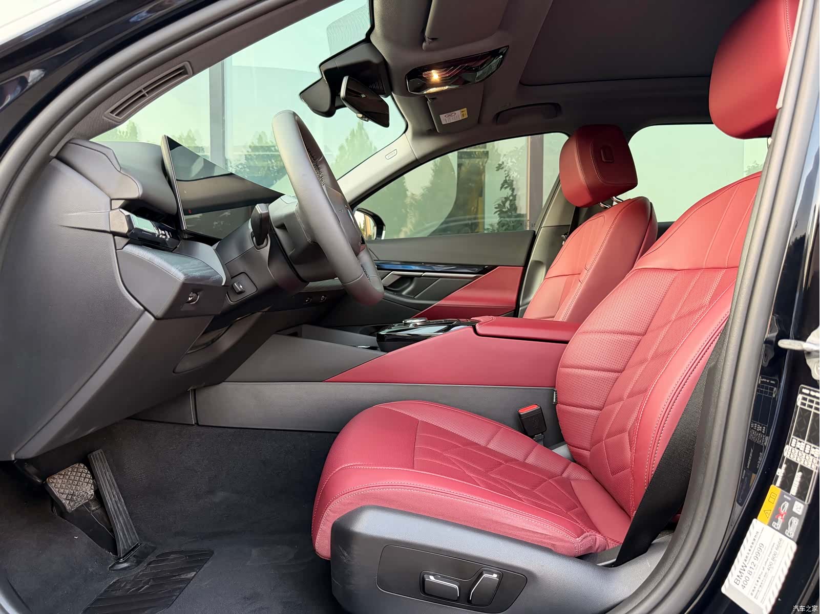 BMW i5, 2024 10
