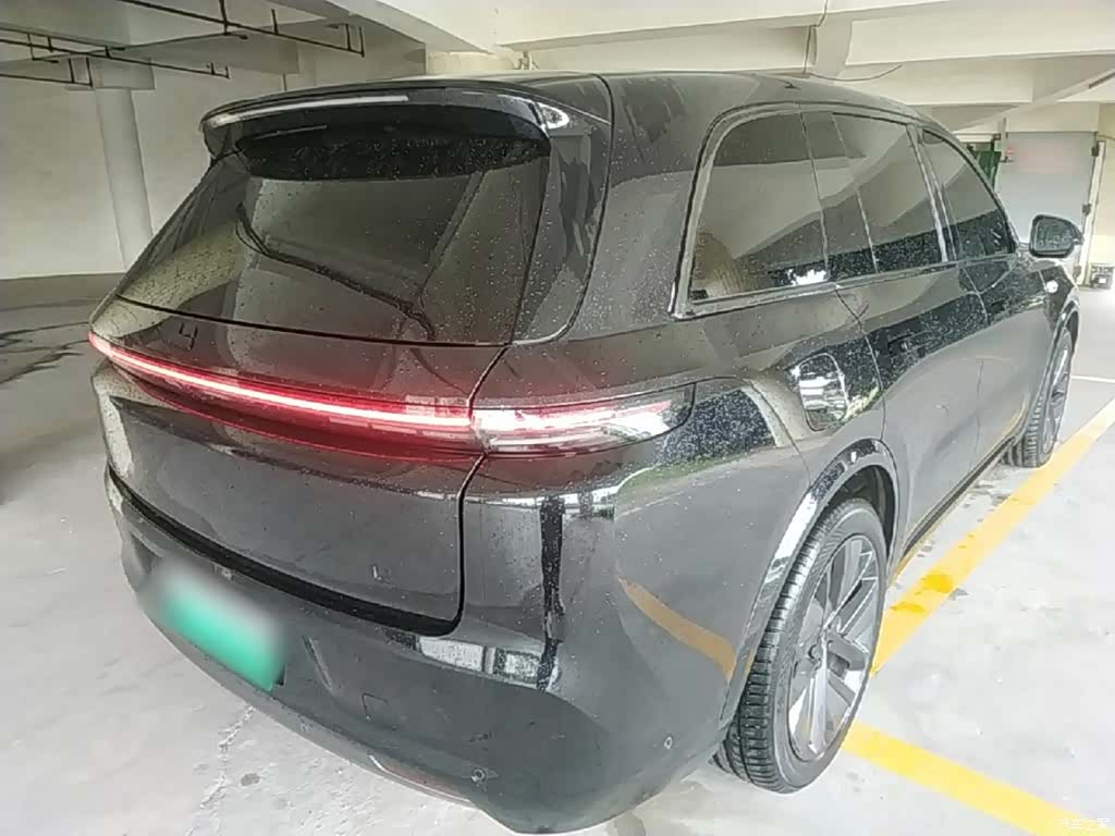 Li Auto L8, 2024 7