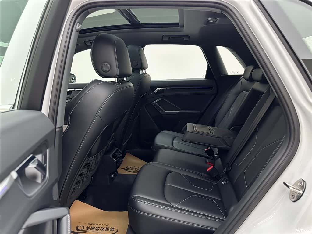Audi Q3, 2024 9