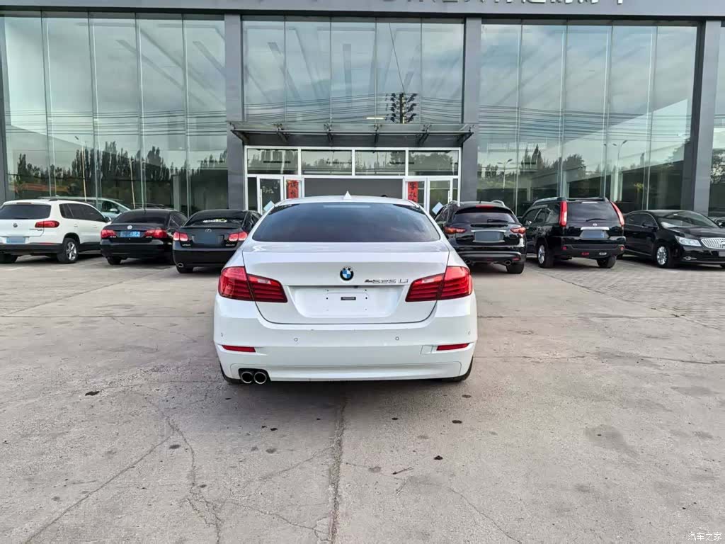 BMW 5 Series, 2017 все фото