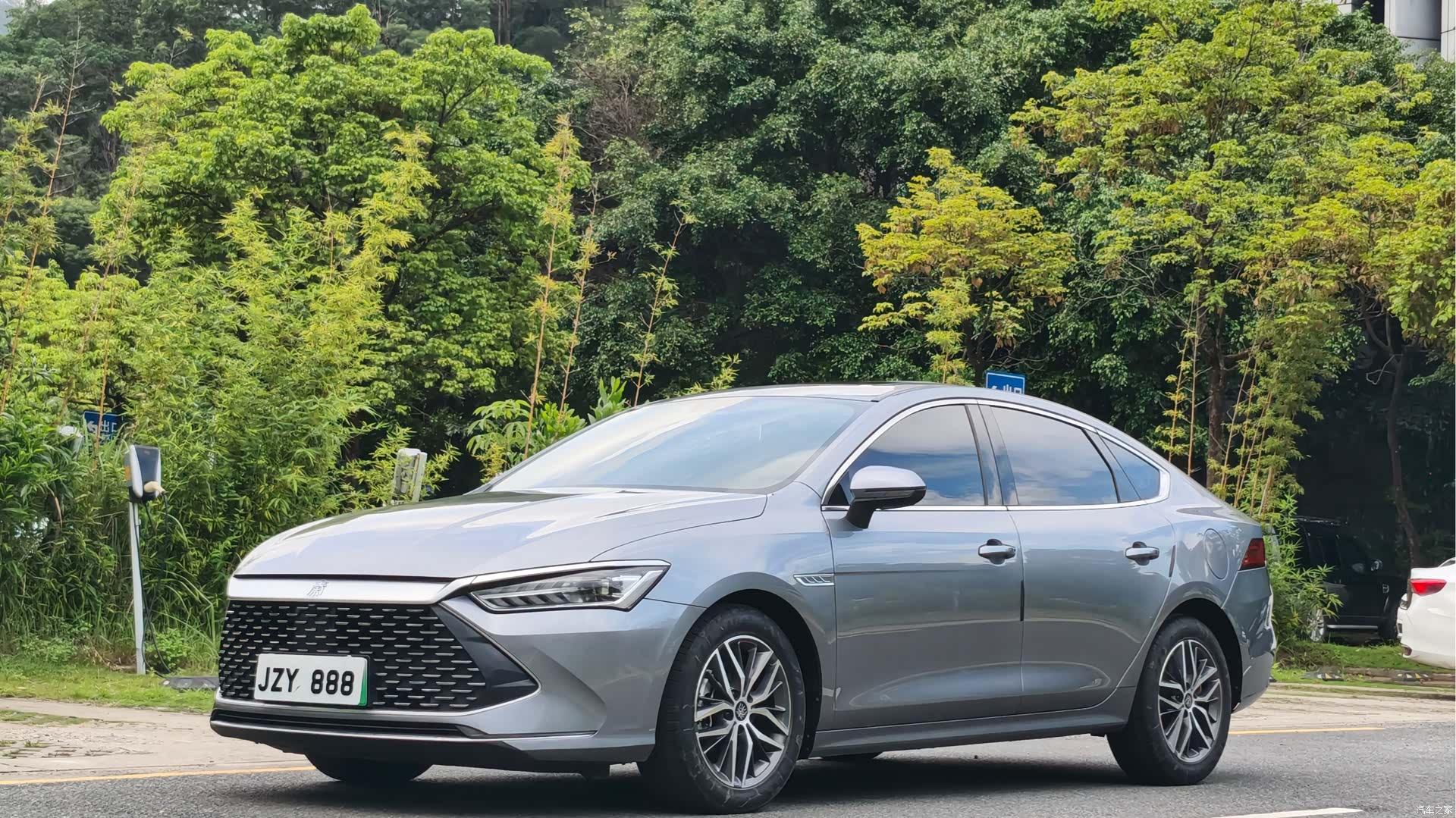 BYD Qin
