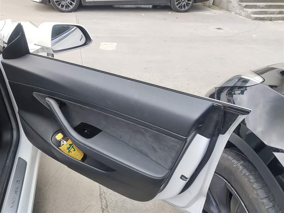 Tesla Model 3 Tesla Model 3