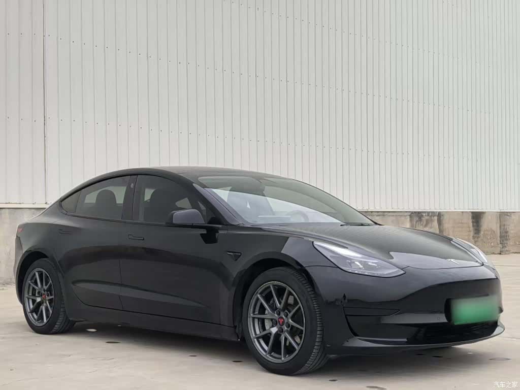 Tesla Model 3, 2021 11