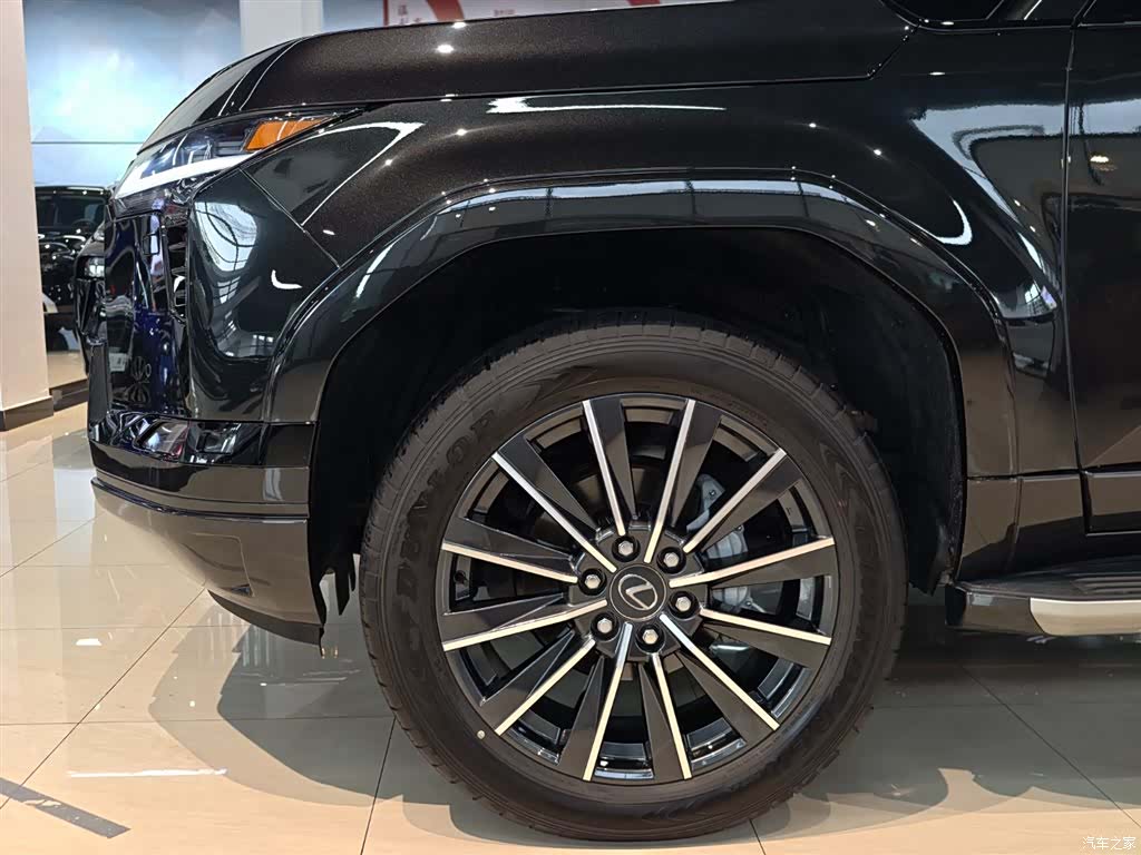 Lexus GX, 2026 8