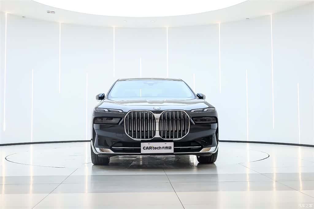 BMW 7 Series, 2024 6